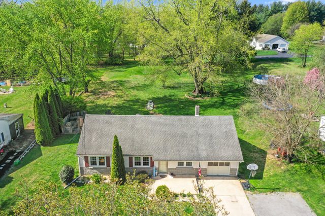 1416 HORSESHOE PIKE, Glenmoore, PA 19343