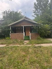 1633 New York Avenue, Flint, MI 48506