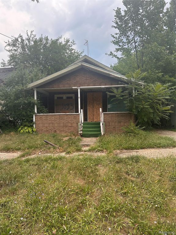 1633 New York Avenue, Flint, MI 48506