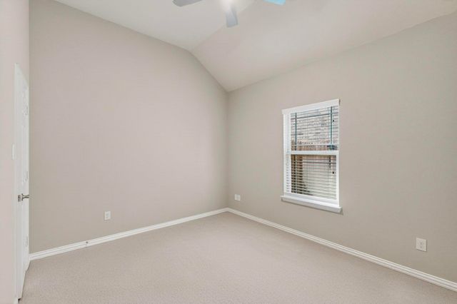 909 Foxtail Drive, Mansfield, TX 76063