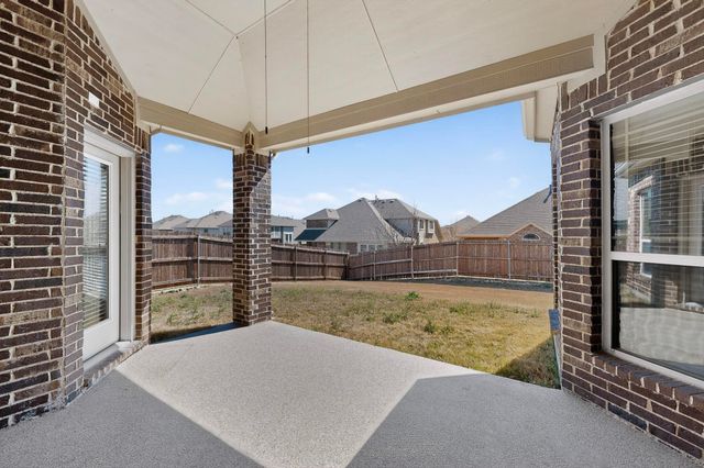 909 Foxtail Drive, Mansfield, TX 76063