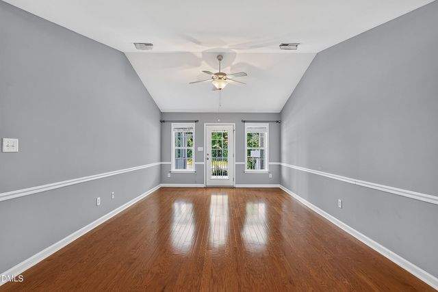 585 Pinecroft Drive, Clayton, NC 27520