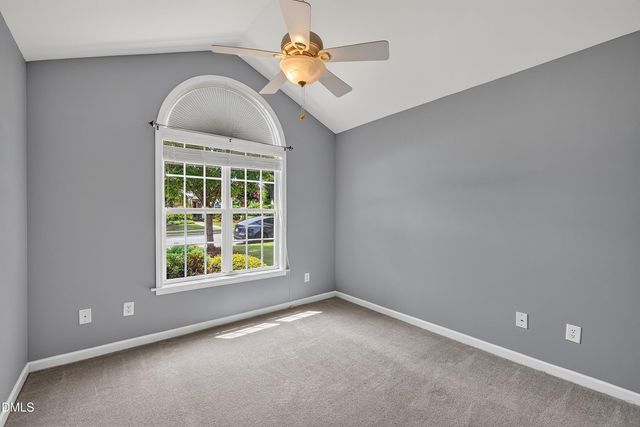 585 Pinecroft Drive, Clayton, NC 27520