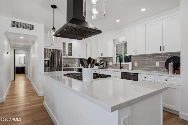 117 E VISTA DEL CERRO Drive, Tempe, AZ 85281