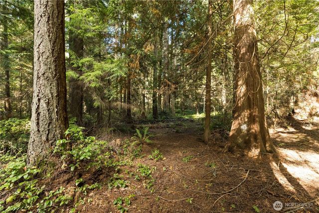 15630 Agatewood Road NE, Bainbridge Island, WA 98110