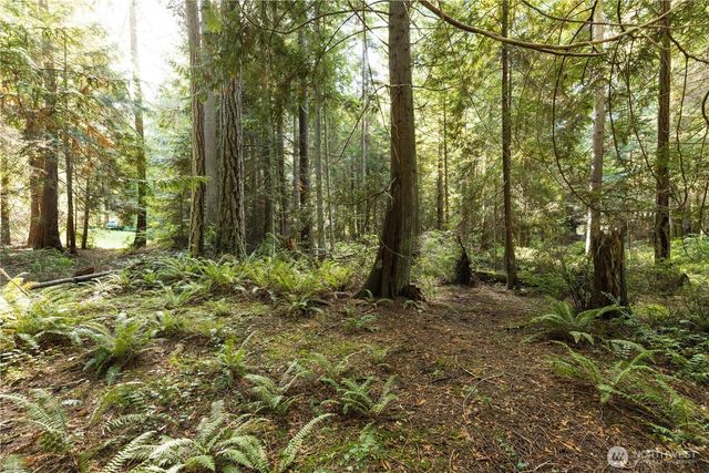 15630 Agatewood Road NE, Bainbridge Island, WA 98110