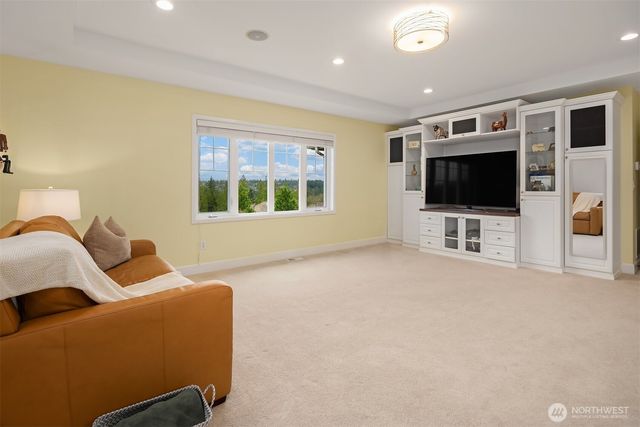 2146 277th Avenue SE, Sammamish, WA 98075