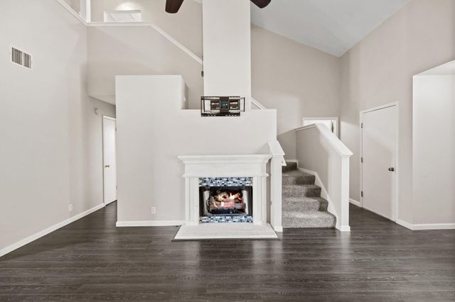 413 Clarks WAY, Hutto, TX 78634