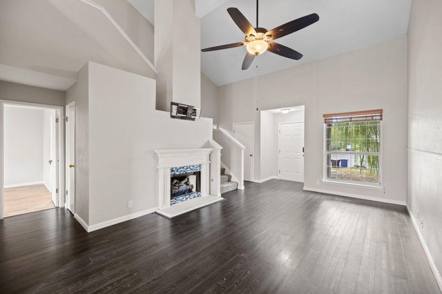 413 Clarks WAY, Hutto, TX 78634