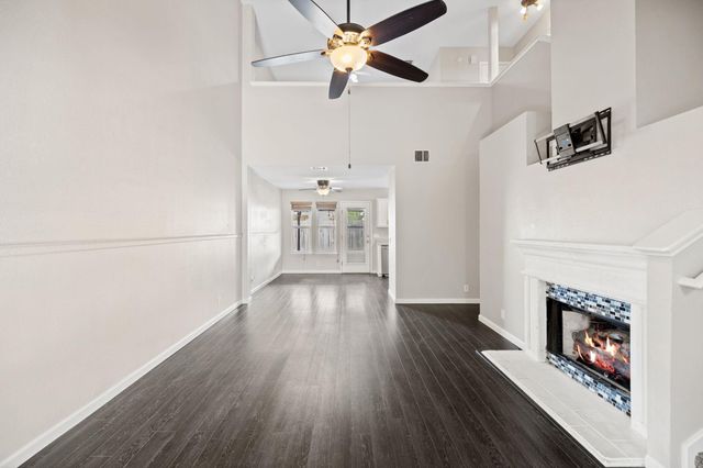 413 Clarks WAY, Hutto, TX 78634