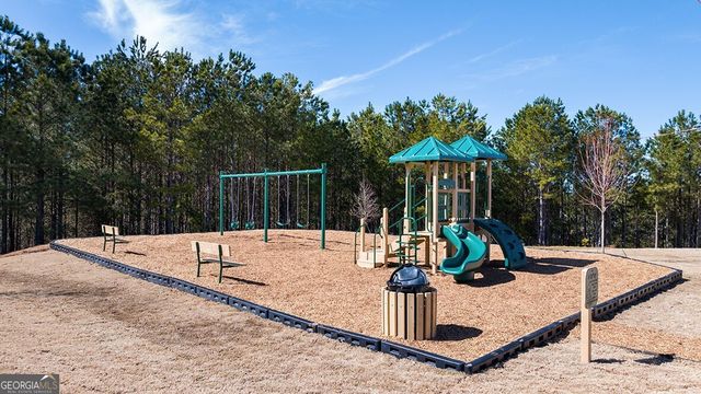 8177 Elkhorn Drive, Fairburn, GA 30213