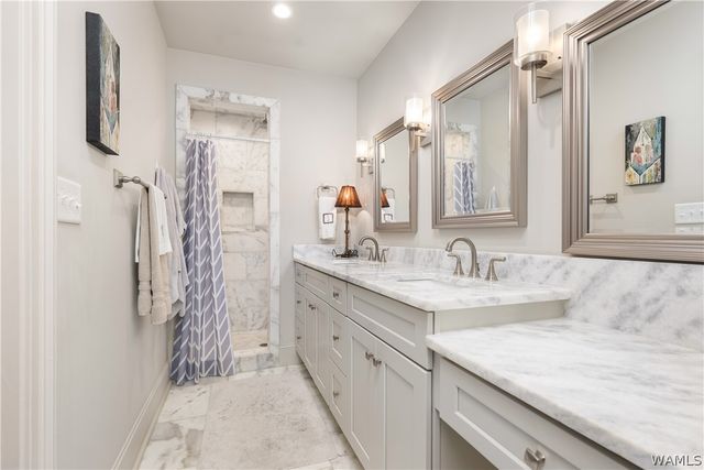 246 The Highlands, Tuscaloosa, AL 35404