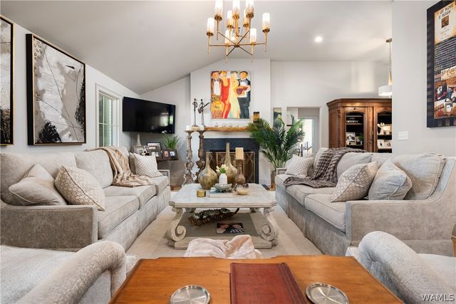 246 The Highlands, Tuscaloosa, AL 35404