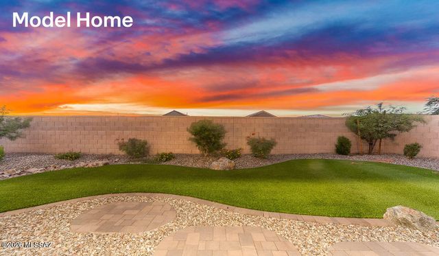 10083 N Bakeri Drive, Marana, AZ 85653