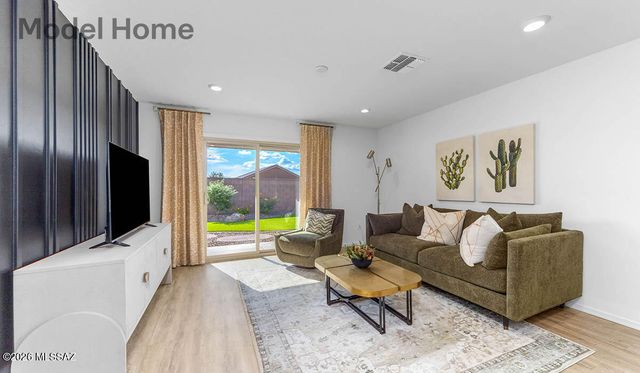 10083 N Bakeri Drive, Marana, AZ 85653