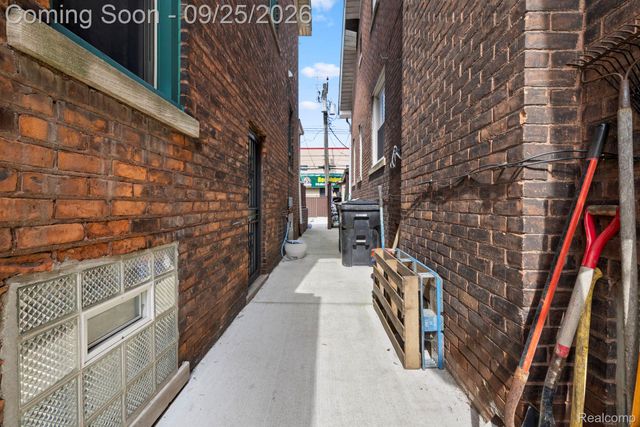7820 Whittaker Street, Detroit, MI 48209
