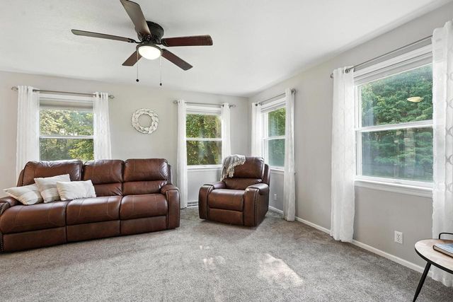 6224 N St Andrews Drive, Janesville, WI 53545