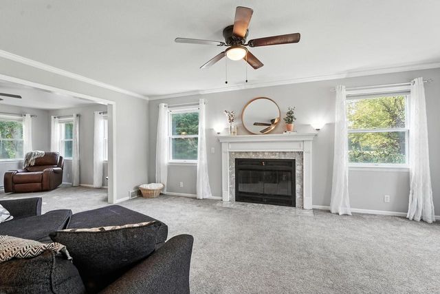 6224 N St Andrews Drive, Janesville, WI 53545