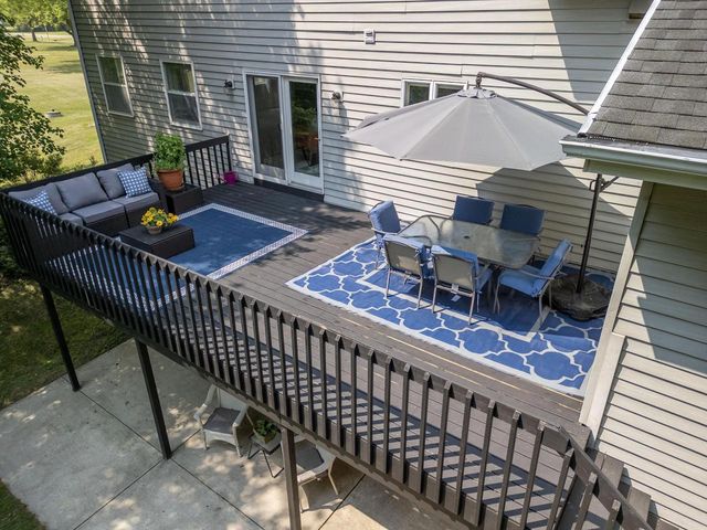 6224 N St Andrews Drive, Janesville, WI 53545