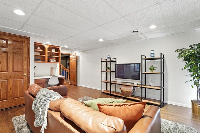 6224 N St Andrews Drive, Janesville, WI 53545