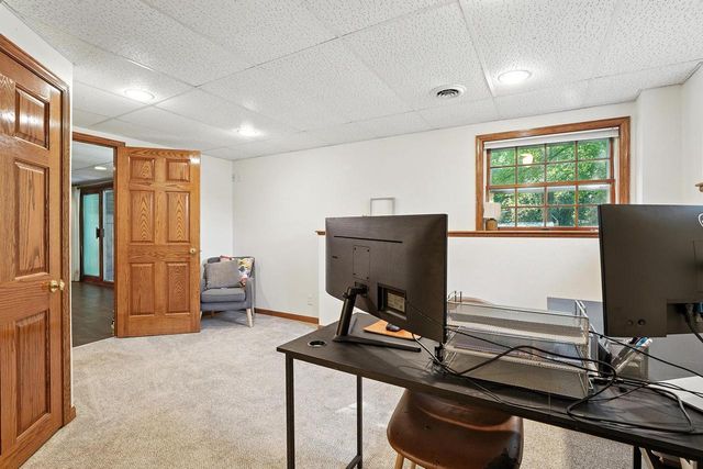 6224 N St Andrews Drive, Janesville, WI 53545