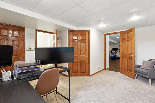 6224 N St Andrews Drive, Janesville, WI 53545