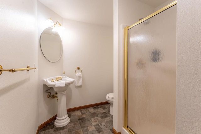 6224 N St Andrews Drive, Janesville, WI 53545