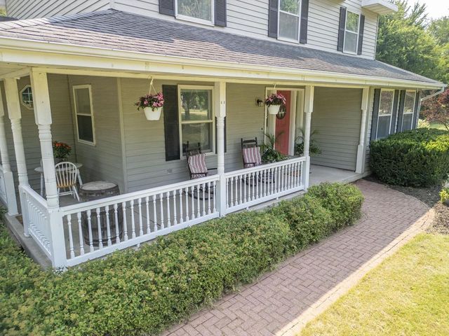 6224 N St Andrews Drive, Janesville, WI 53545