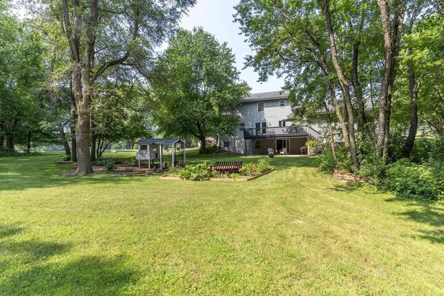 6224 N St Andrews Drive, Janesville, WI 53545