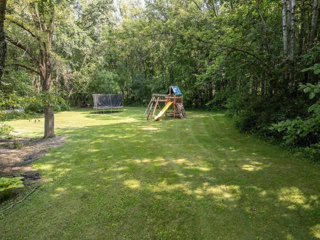 6224 N St Andrews Drive, Janesville, WI 53545