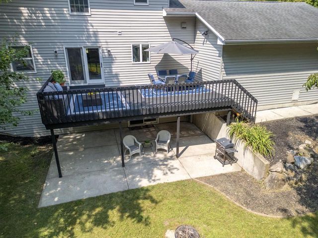 6224 N St Andrews Drive, Janesville, WI 53545