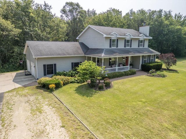 6224 N St Andrews Drive, Janesville, WI 53545