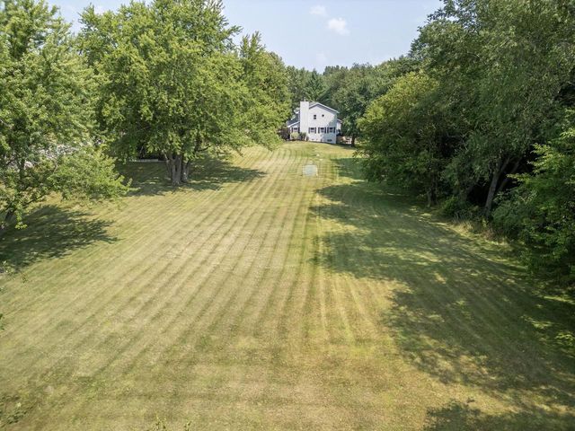 6224 N St Andrews Drive, Janesville, WI 53545