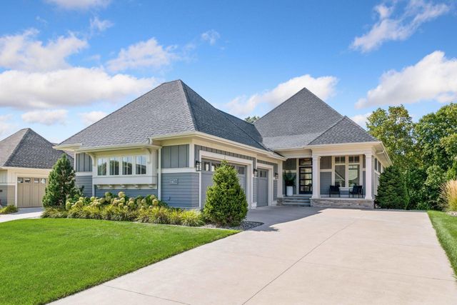 6672 Waterford Lane, Excelsior, MN 55331