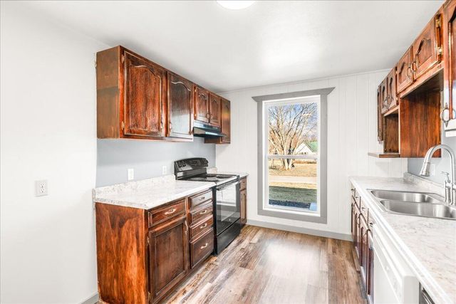 11 MJB Drive, London, KY 40744