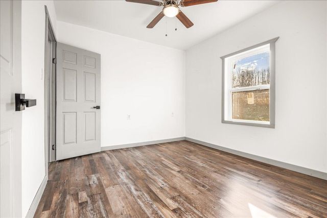 11 MJB Drive, London, KY 40744