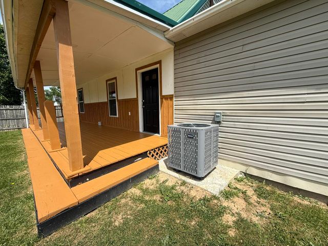 11 MJB Drive, London, KY 40744