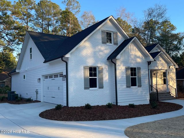 50 St Andrews Drive, Pinehurst, NC 28374