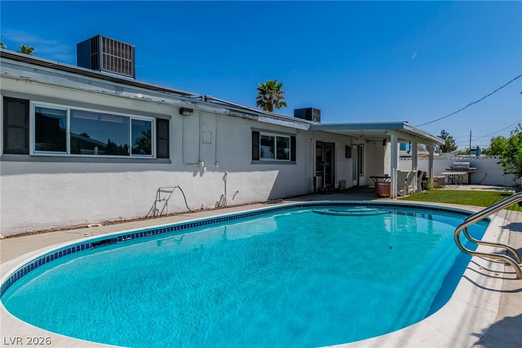 1679 Raindance Way, Las Vegas, NV 89169