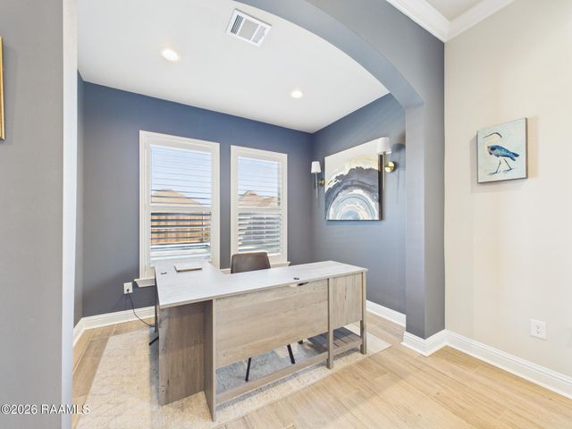 118 Rose Of Sharon Lane, Lafayette, LA 70508