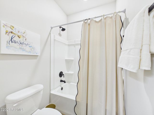 118 Rose Of Sharon Lane, Lafayette, LA 70508