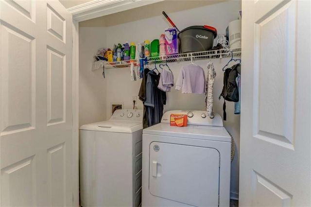 208 Silverthorn Way, Cedartown, GA 30125