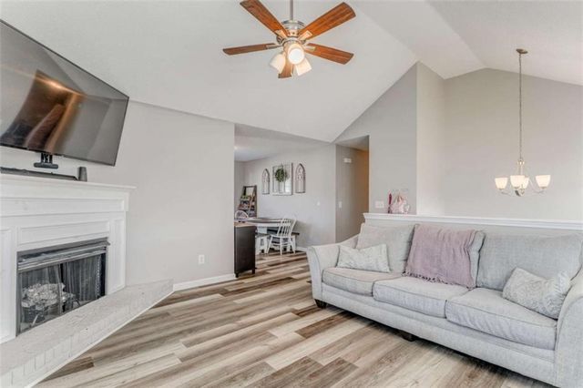 208 Silverthorn Way, Cedartown, GA 30125