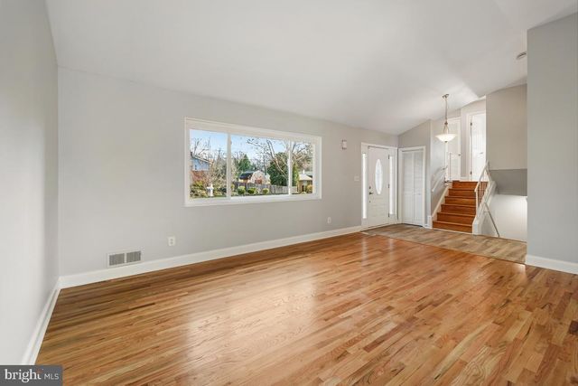 11514 YATES, Silver Spring, MD 20902