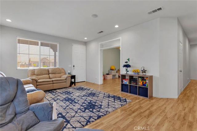14340 Jeremiah St., Adelanto, CA 92301
