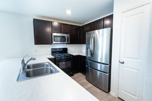 7727 Cedar Birch Drive E, Katy, TX 77493