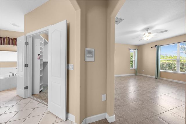 1620 MARINA LAKE DR, Kissimmee, FL 34744