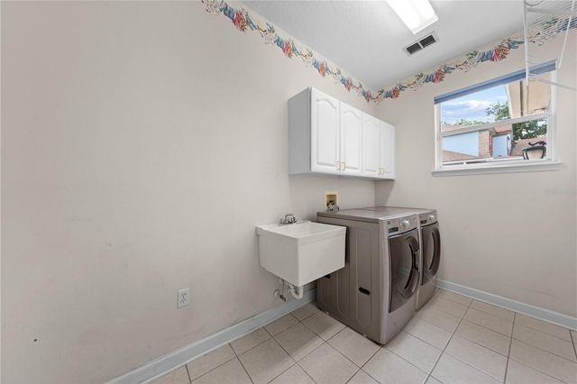 1620 MARINA LAKE DR, Kissimmee, FL 34744