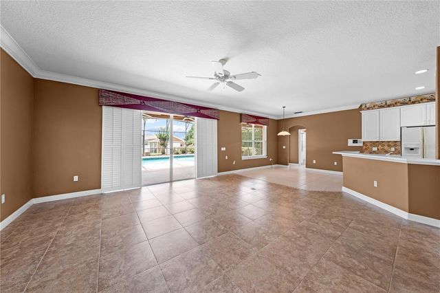 1620 MARINA LAKE DR, Kissimmee, FL 34744