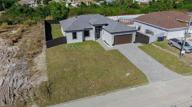 3206 14th ST SW, Lehigh Acres, FL 33976